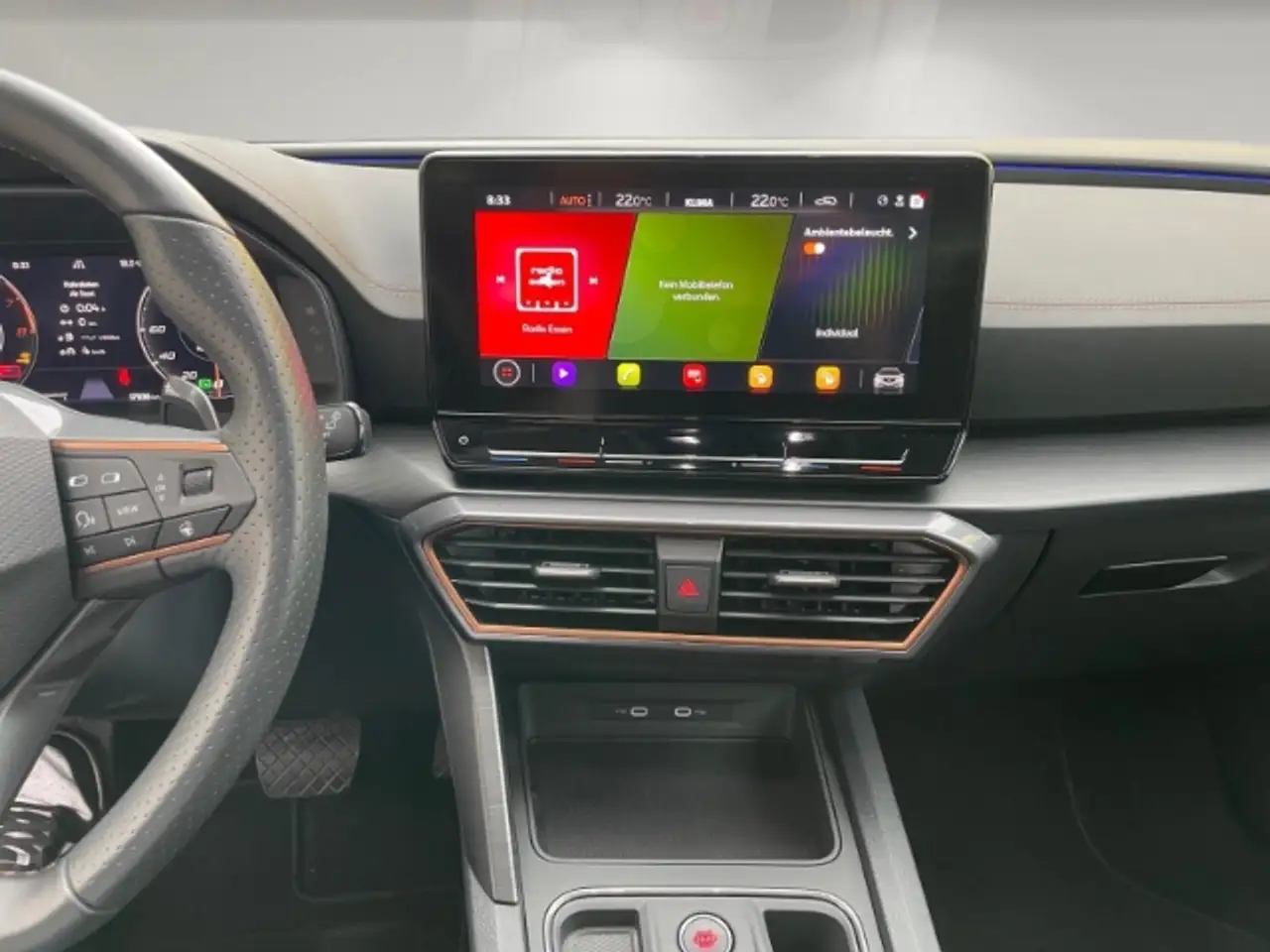 CUPRA Formentor 1,5 TSI DSG Lenkradheizung/AppleCarPlay/ACC/BlindS — معرض صور السيارة 9
