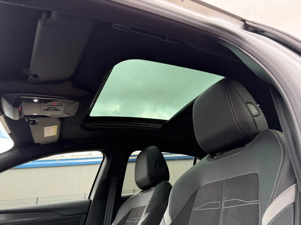 Opel Astra L Ultimate Aut. Assi. PanoDach 360Ka SHZ — معرض صور السيارة 15