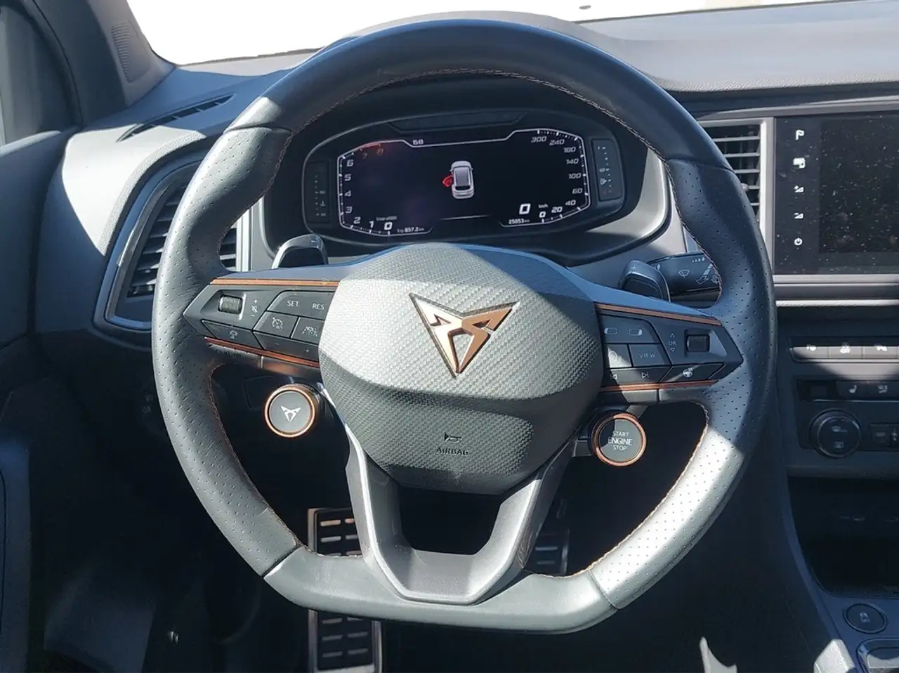 CUPRA Ateca 2.0 TSI DSG 4Drive VZ BREMBO DCC PANO*AKRAPOVIC... — معرض صور السيارة 14