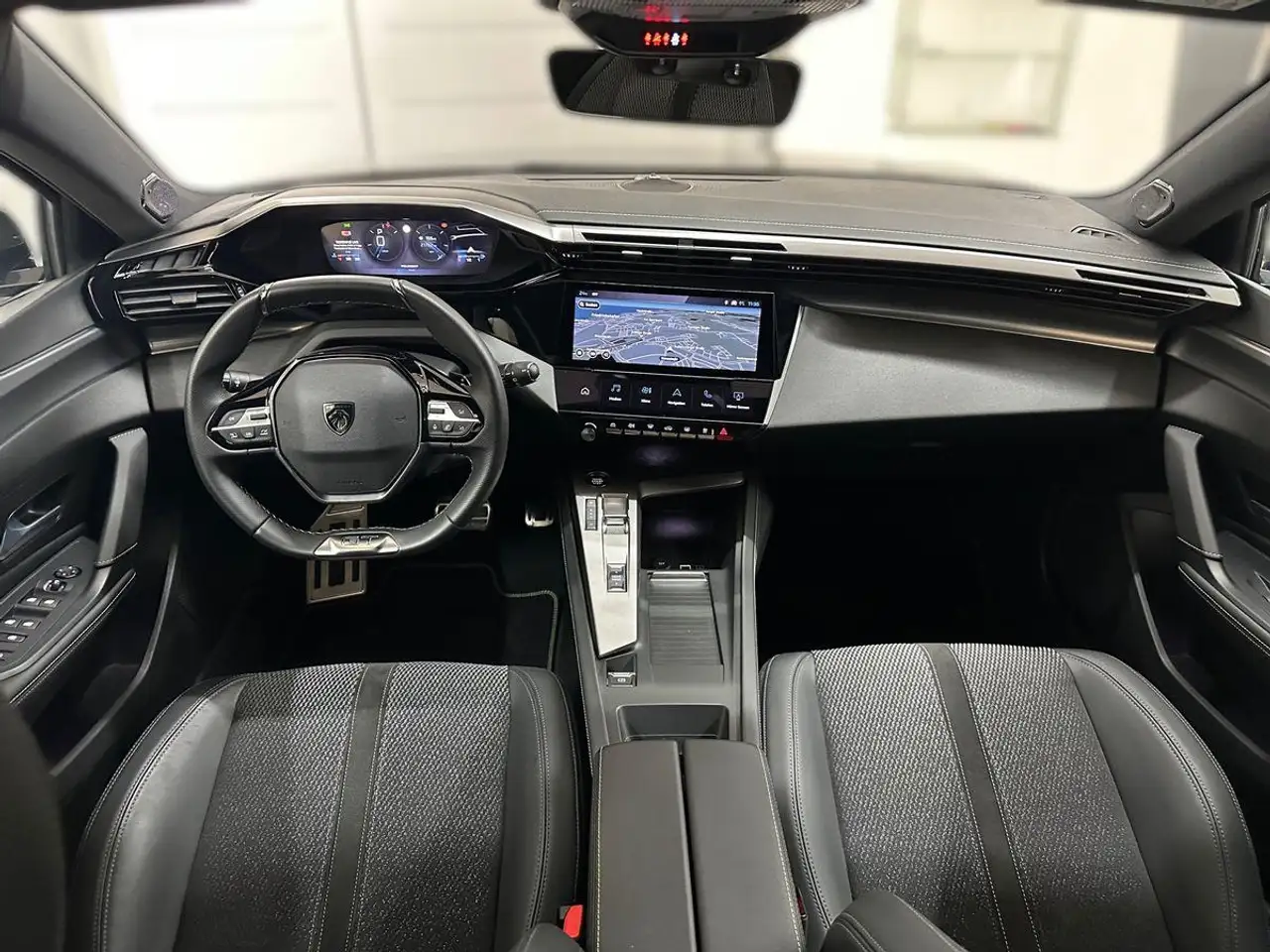 Peugeot 308 SW GT 1.2 PureTech EAT8+Navi+360°+MATRIX+LHZ — معرض صور السيارة 8
