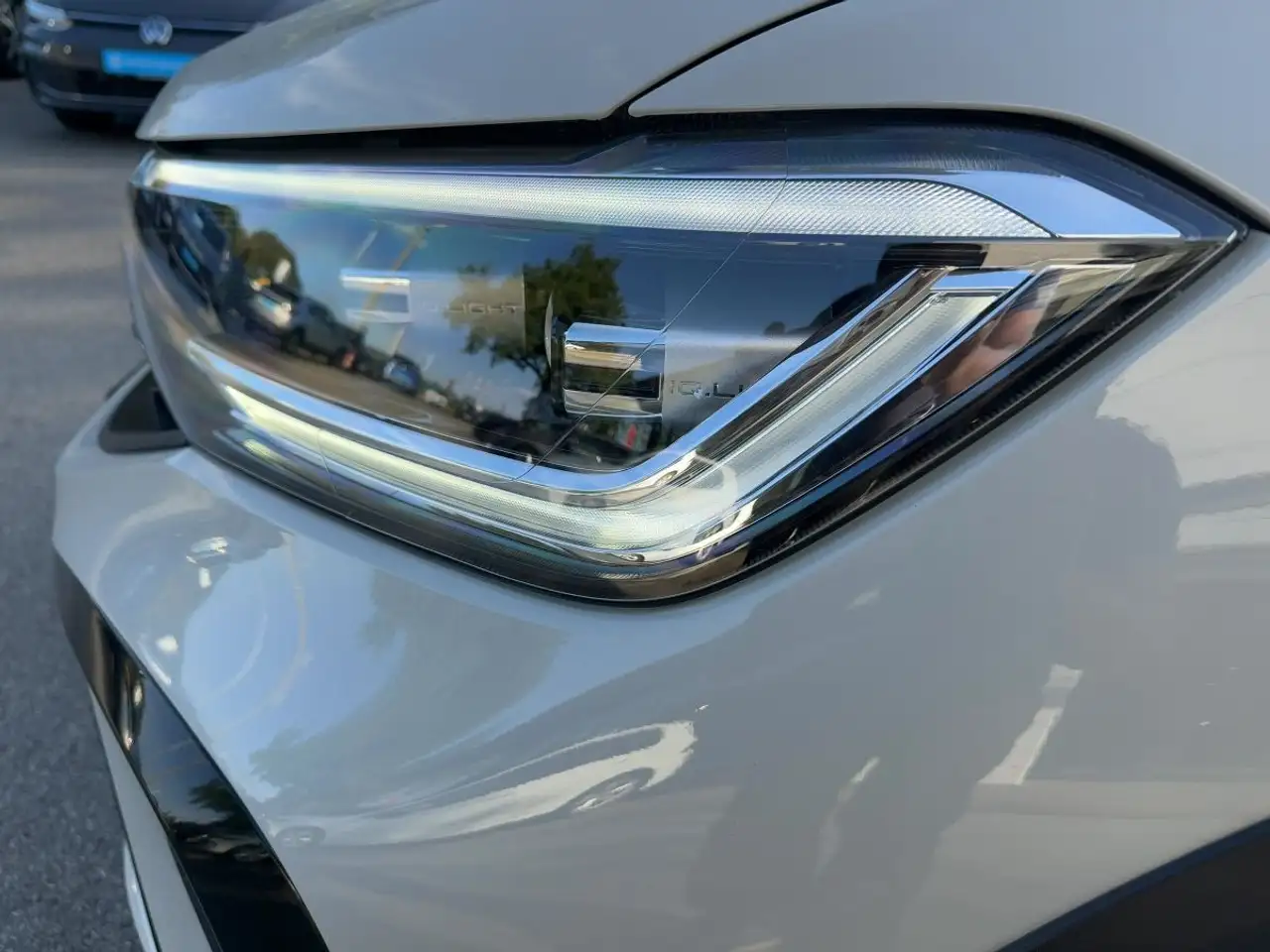 Volkswagen Taigo 1.0 TSI R-Line DSG AppConnect Einparkhilfekamera — معرض صور السيارة 17