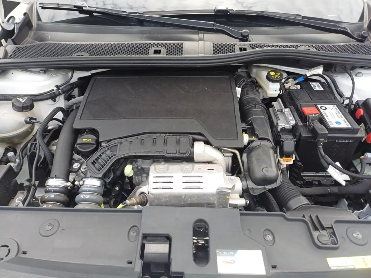 Opel Corsa . 1.2 Direct Injection Turbo 74 kW (100 PS) MT6 S/ — Galería del vehículo 5