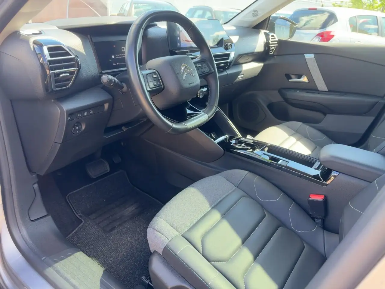 Citroen C4 X 1.2 PureTech 130 Max LED+Navi+2xKlima+Kam. — Galerie du véhicule 21