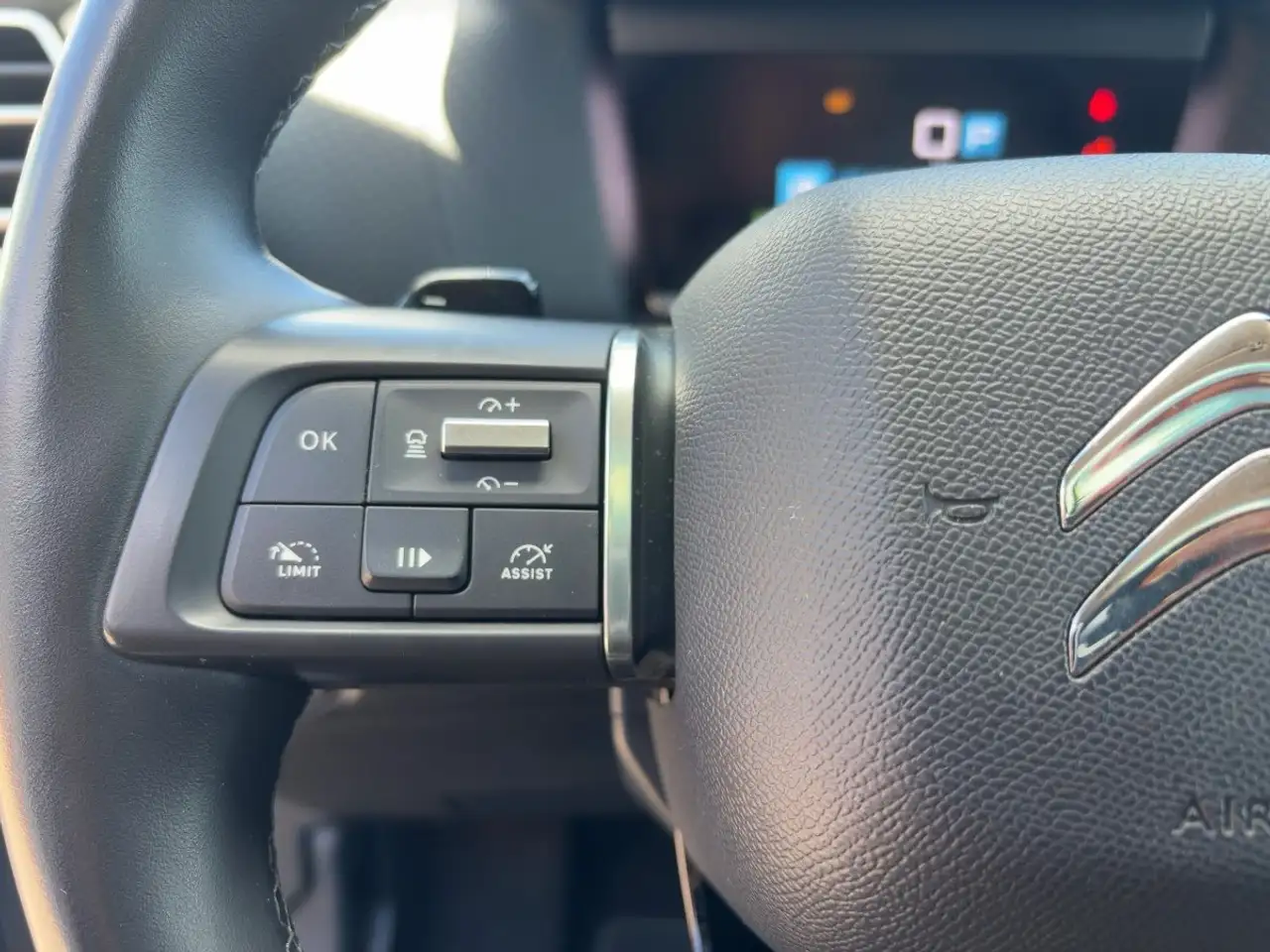 Citroen C4 X 1.2 PureTech 130 Max LED+Navi+2xKlima+Kam. — Galerie du véhicule 12
