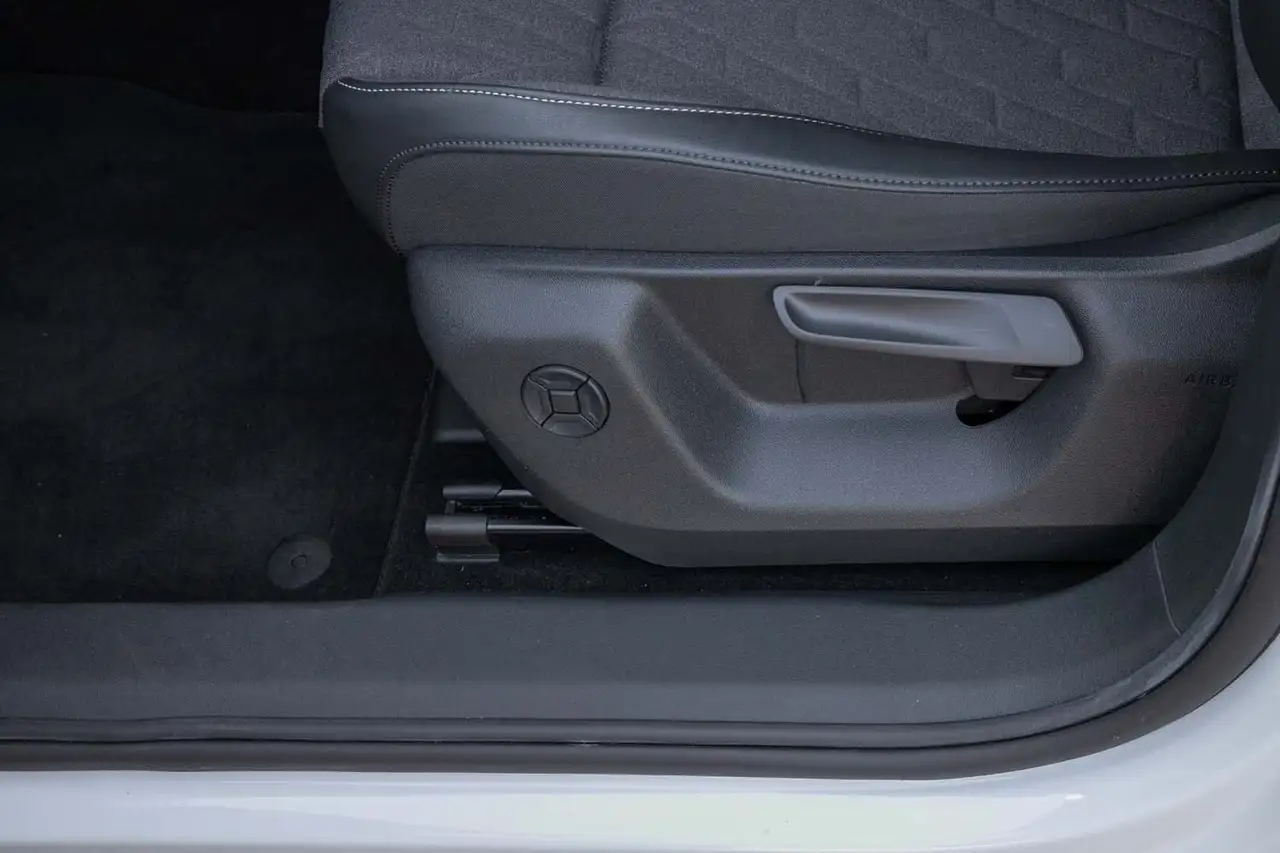 Volkswagen Tiguan 1.5 eTS 1.5 eTSI 110 kW Life Dig.Cockpit — Vehicle gallery 12
