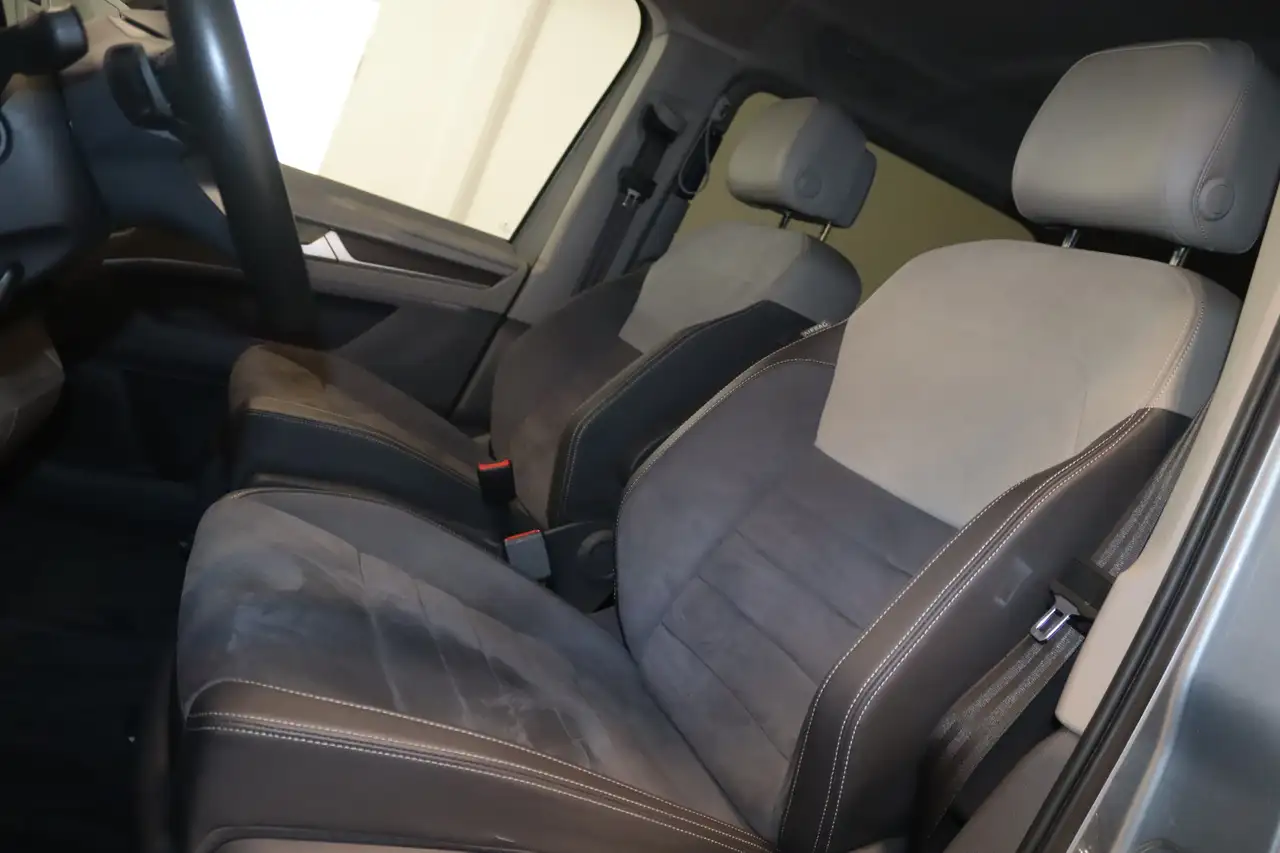 Volkswagen T7 Multivan 2.0 TSI lang Style Virt.-H&K-IQ-KAM- — Galerie du véhicule 9