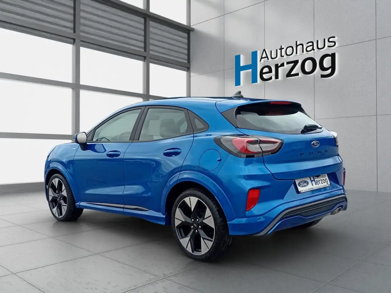 Ford Puma 1.0 EcoBoost Hybrid ST-LINE — معرض صور السيارة 3