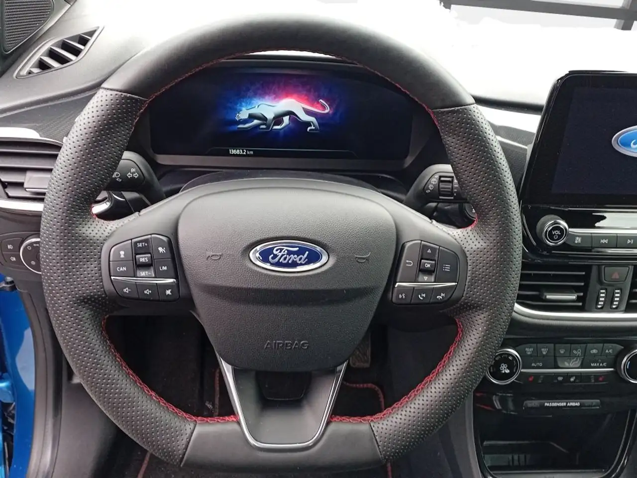 Ford Puma 1.0 EcoBoost Hybrid ST-LINE — معرض صور السيارة 10