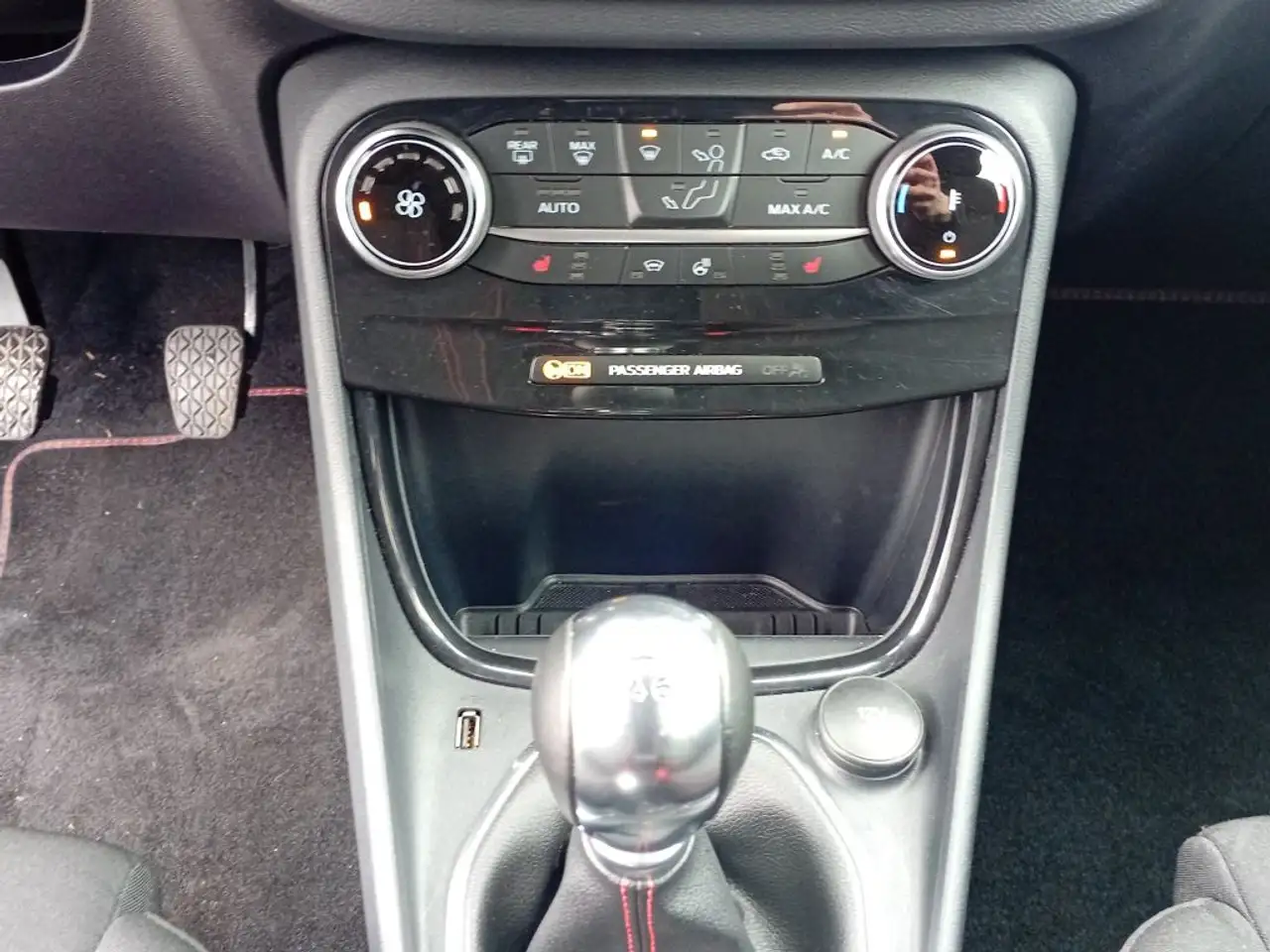 Ford Puma 1.0 EcoBoost Hybrid ST-LINE — معرض صور السيارة 16