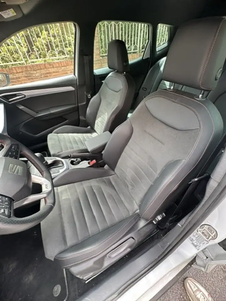 SEAT Arona 1.0 TSI S&S FR Special Edition DSG7 115 — معرض صور السيارة 7