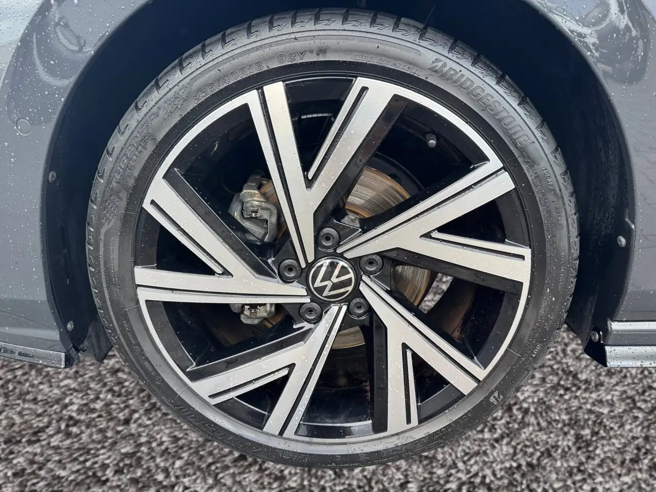 Volkswagen Golf R-Line eTSI DSG|PANO|HEADUP|LED+|KAMERA|NAV — Galería del vehículo 8