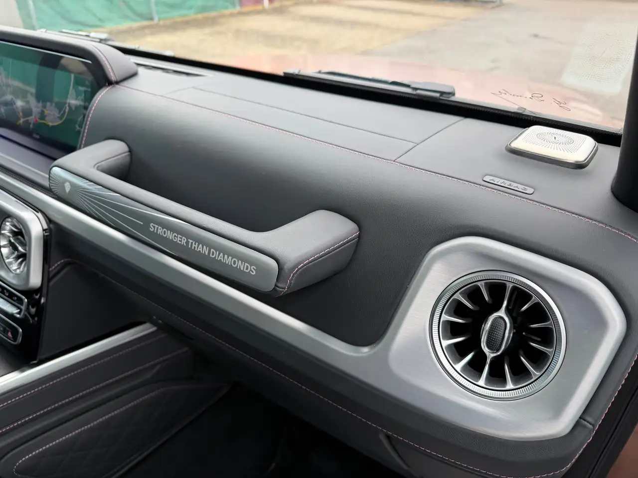 Mercedes-Benz G 500 G 500 Final STRONGER THAN DIAMONDS Edition 236/300 — معرض صور السيارة 16