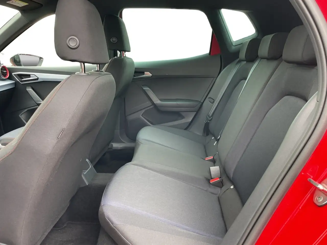 SEAT Arona 1.0 TSI DSG FR VOLL-LED*VIRTUAL*NAV*ACC*SHZ*PAR... — Galería del vehículo 22