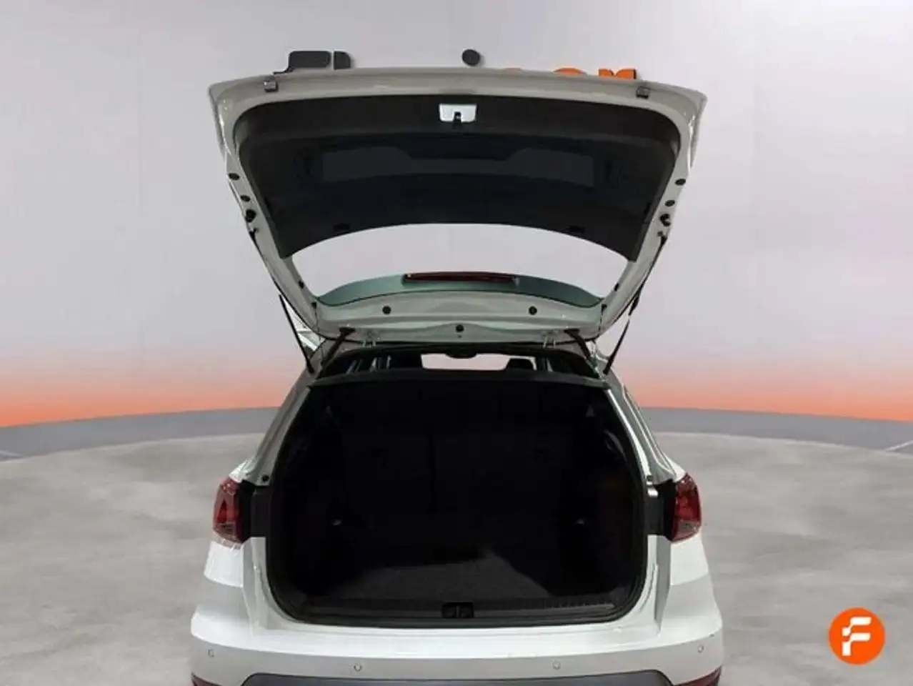 SEAT Arona 1.5 TSI 110kW DSG Xperience Special Ed — Vehicle gallery 17