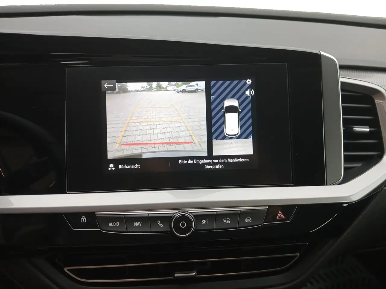 Opel Grandland ENJOY Anhängerkupplung, Rückfahrkamera — معرض صور السيارة 13