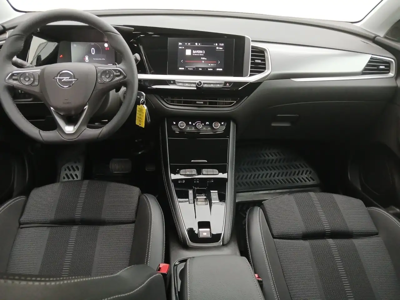 Opel Grandland ENJOY Anhängerkupplung, Rückfahrkamera — معرض صور السيارة 12
