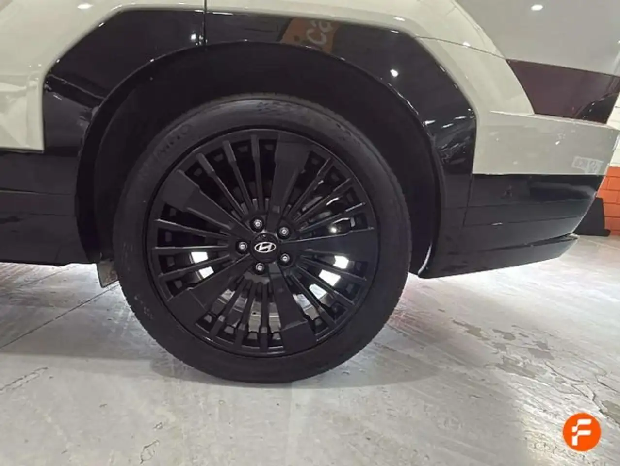 Hyundai SANTA FE HEV 1.6T 215CV 4X4 AT Calligraphy — Galerie du véhicule 27