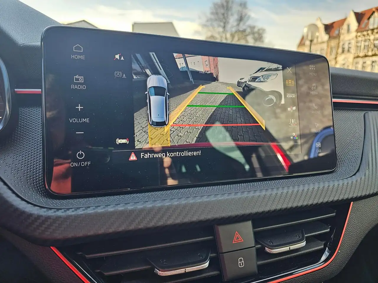 Skoda Scala 1.0 TSI DSG MONTE CARLO+NAV+LED+ACC+KAMERA — Galerie du véhicule 18