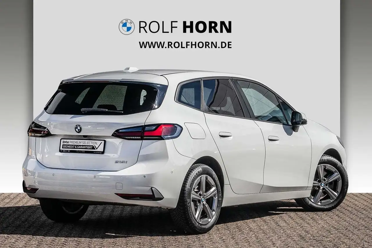 BMW 218 i Active Tourer Autom HeadUp Klima SHZ — Vehicle gallery 2