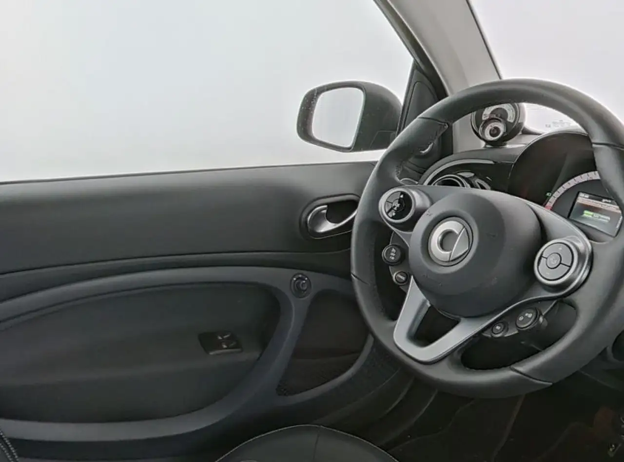 smart forTwo EQ cab. prime EXCLUSIVE:HAMMER FARBKOMBI! — Vehicle gallery 10