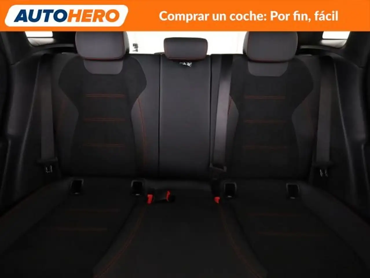 Mercedes-Benz GLA 200 d AMG Line — معرض صور السيارة 16