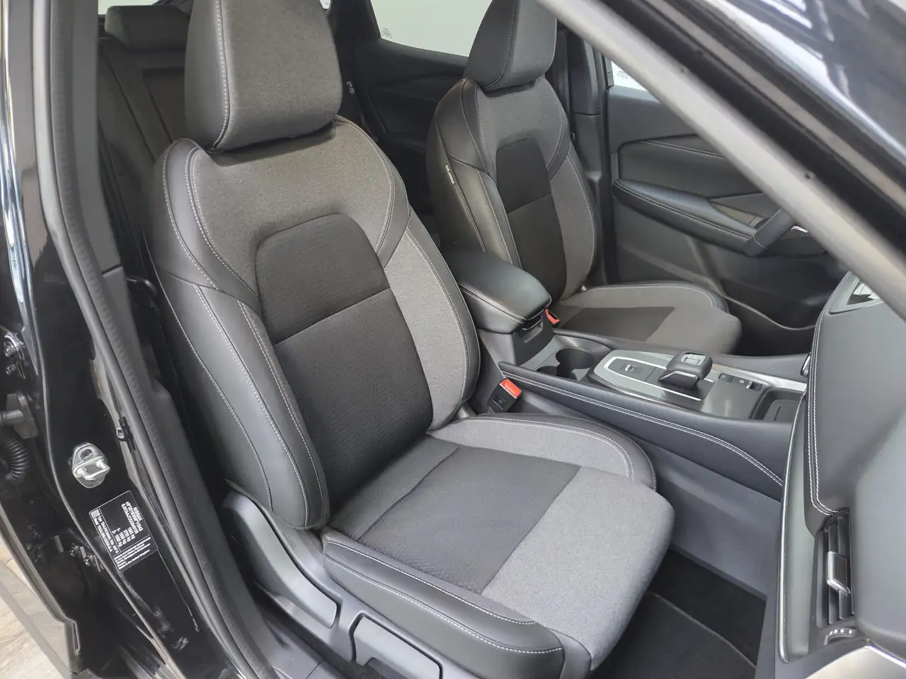 Nissan Qashqai 1.3 MHEV N-Connecta 360° Navi LED HeadUp — معرض صور السيارة 31
