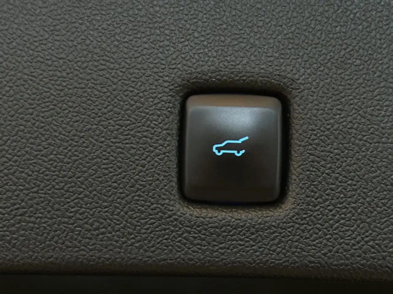 Ford Kuga ST-Line X+5J.Garantie*+360°Kamera+Pano+AHK — معرض صور السيارة 11
