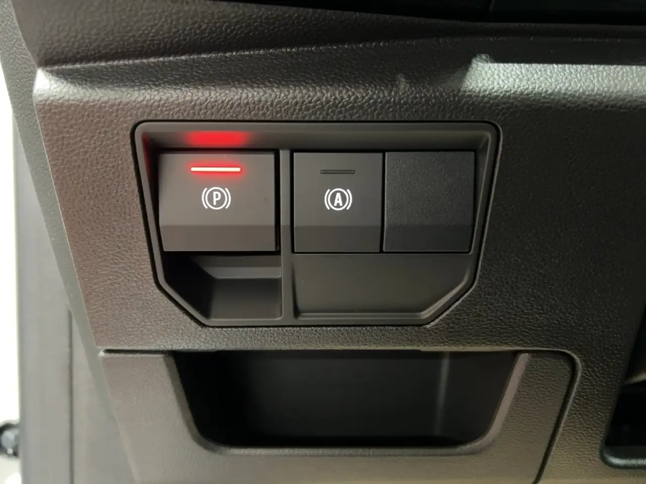 Renault Austral EVOLUTION TCe 160 AUTOMATIK SITZHEIZUNG — Galería del vehículo 19