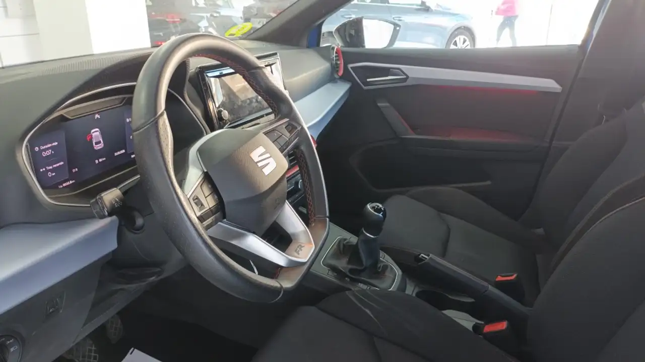 SEAT Ibiza 1.0 TSI S&S FR XS 115 — Vehicle gallery 6