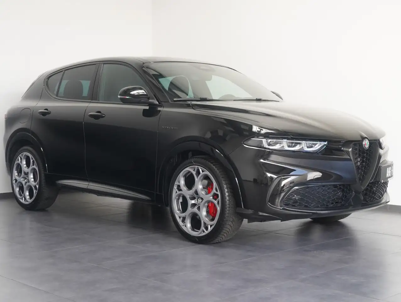 Alfa Romeo Tonale 1.5 Mild Hybrid Veloce ACC/NAVI/PANO — Vehicle gallery 2