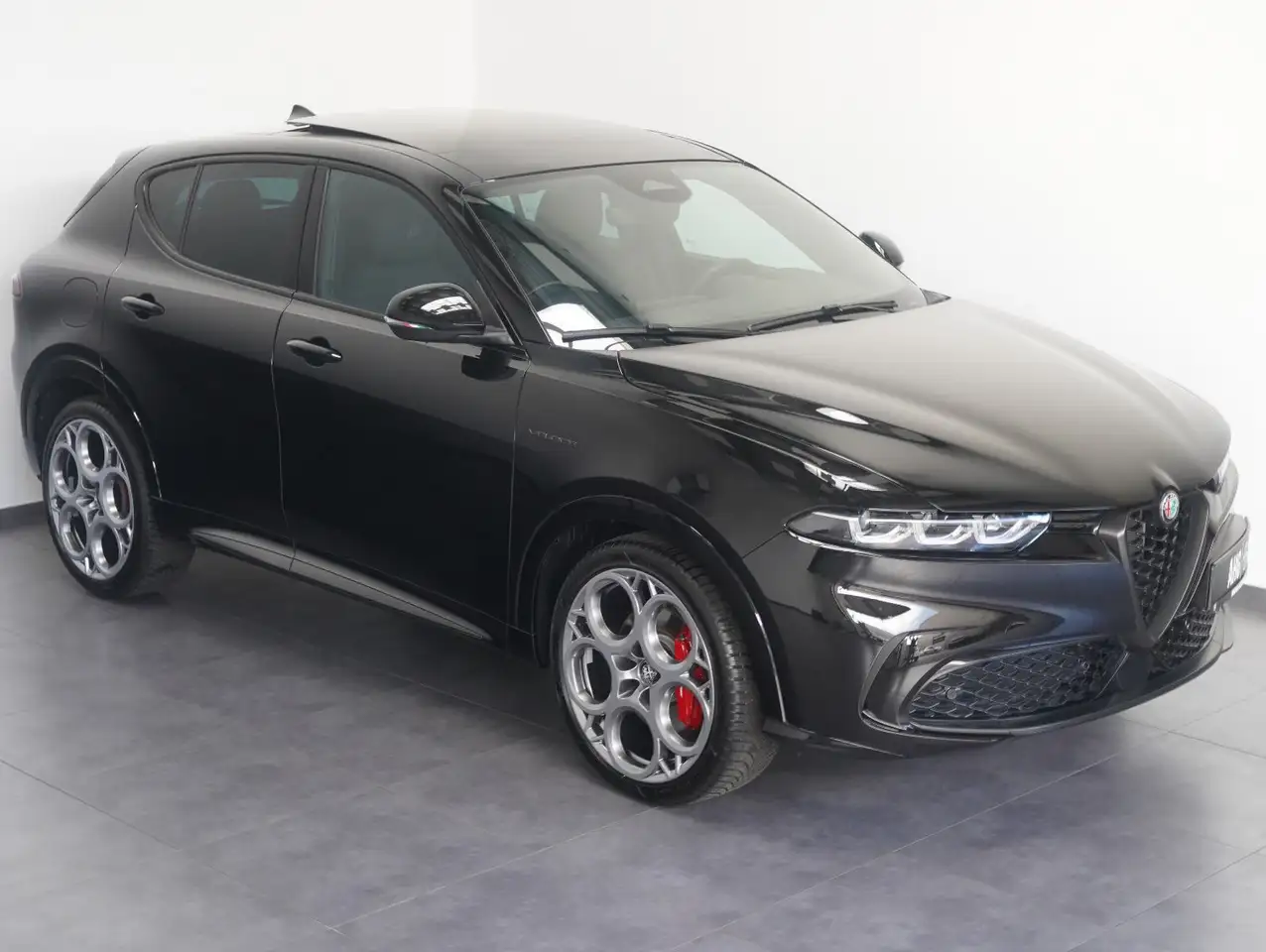 Alfa Romeo Tonale 1.5 Mild Hybrid Veloce ACC/NAVI/PANO — Vehicle gallery 6