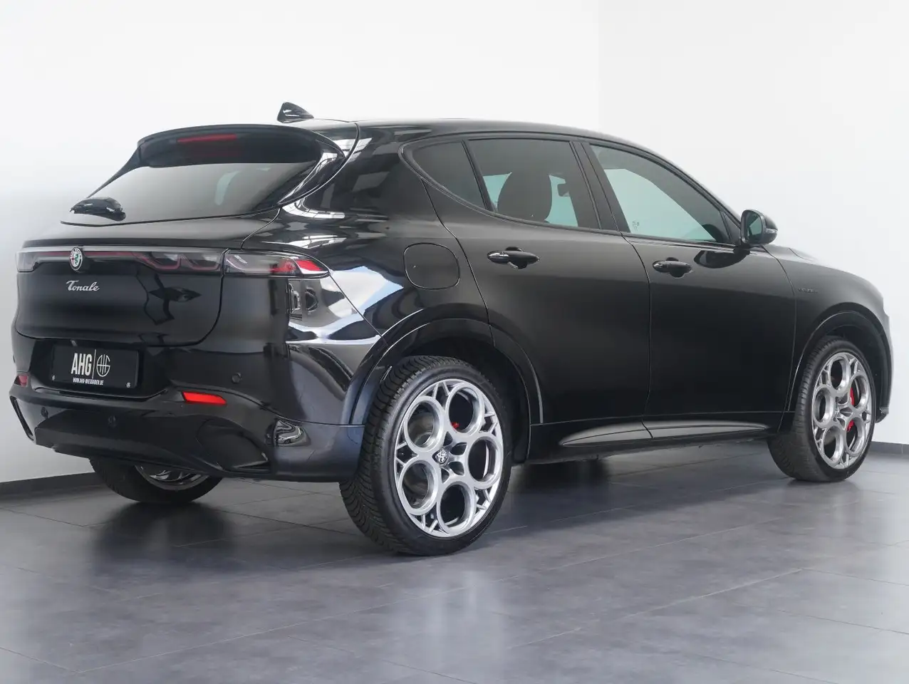 Alfa Romeo Tonale 1.5 Mild Hybrid Veloce ACC/NAVI/PANO — Vehicle gallery 4