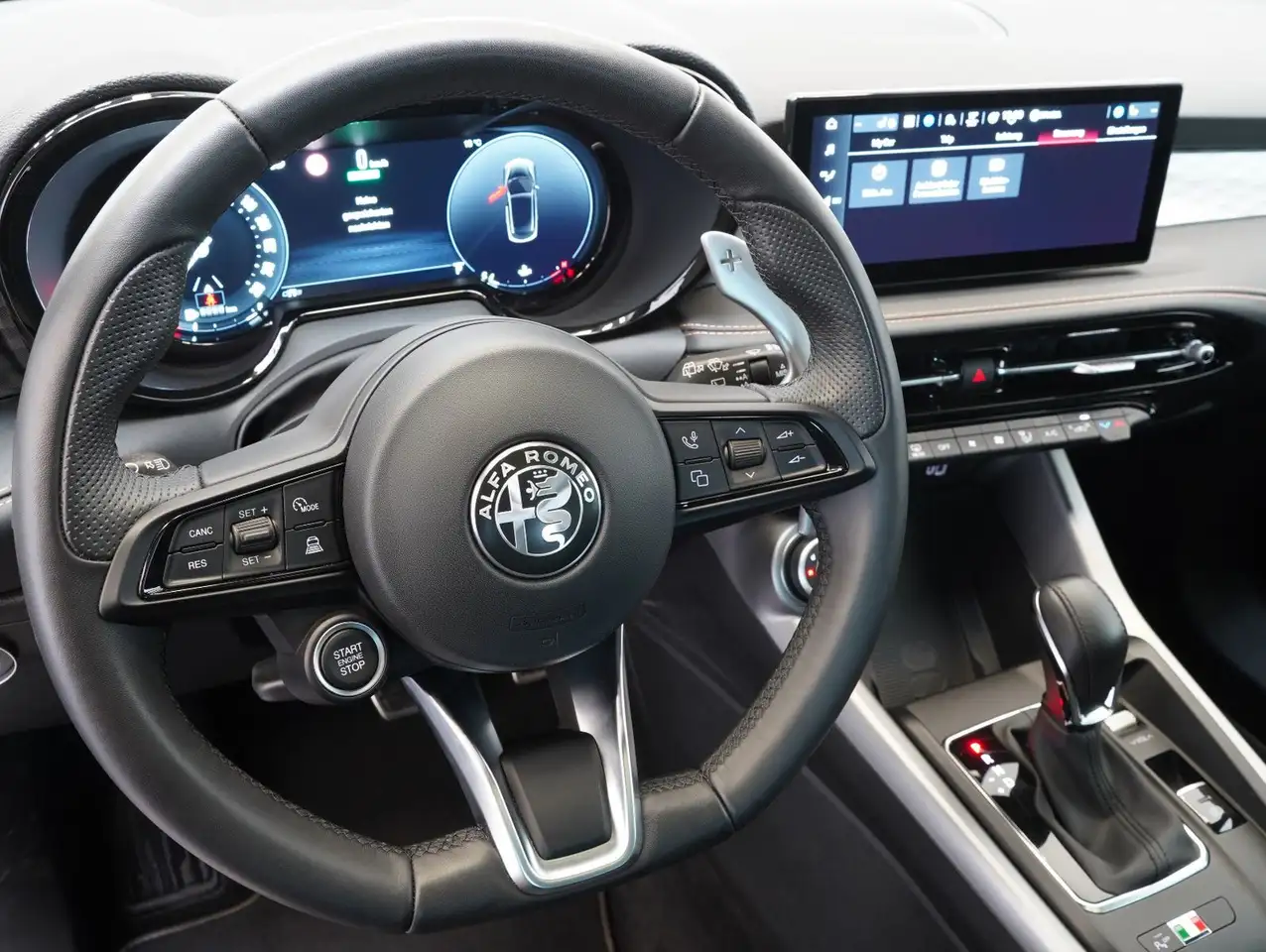Alfa Romeo Tonale 1.5 Mild Hybrid Veloce ACC/NAVI/PANO — Vehicle gallery 8
