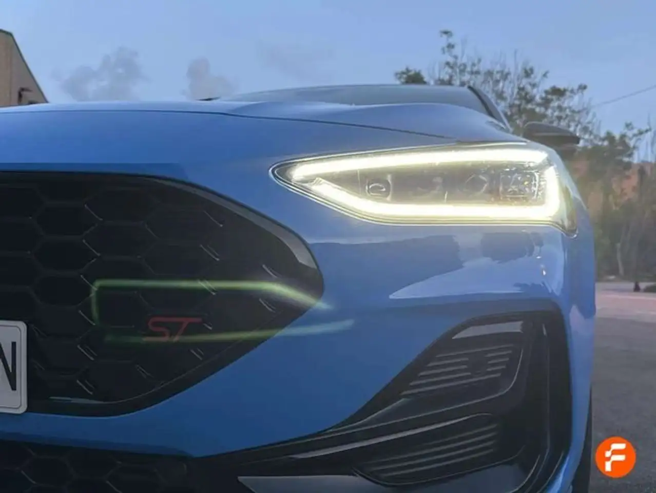 Ford Focus 2.3 Ecoboost ST Edition — Galería del vehículo 12