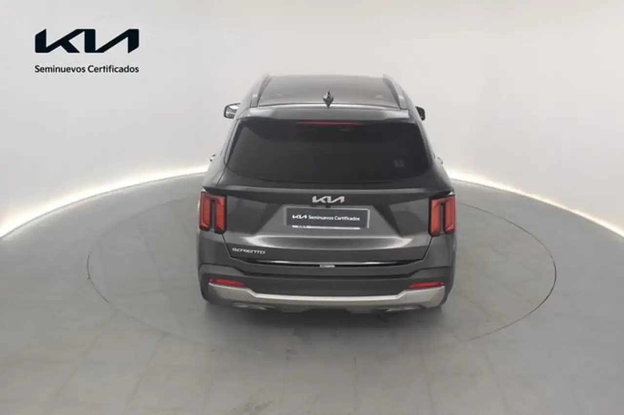 Kia Sorento 2.2CRDi Emotion 4x2 DCT — Vehicle gallery 6