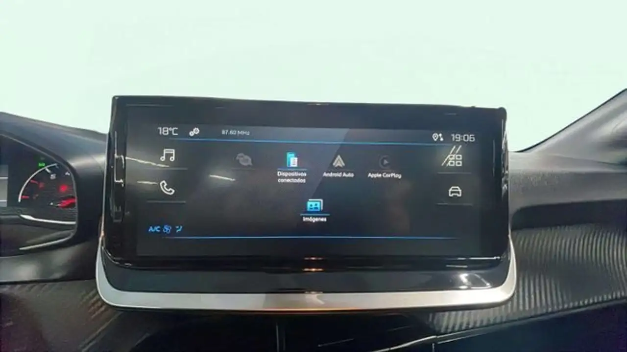 Peugeot 208 1.2 Puretech S&S Active 100 — Galería del vehículo 14