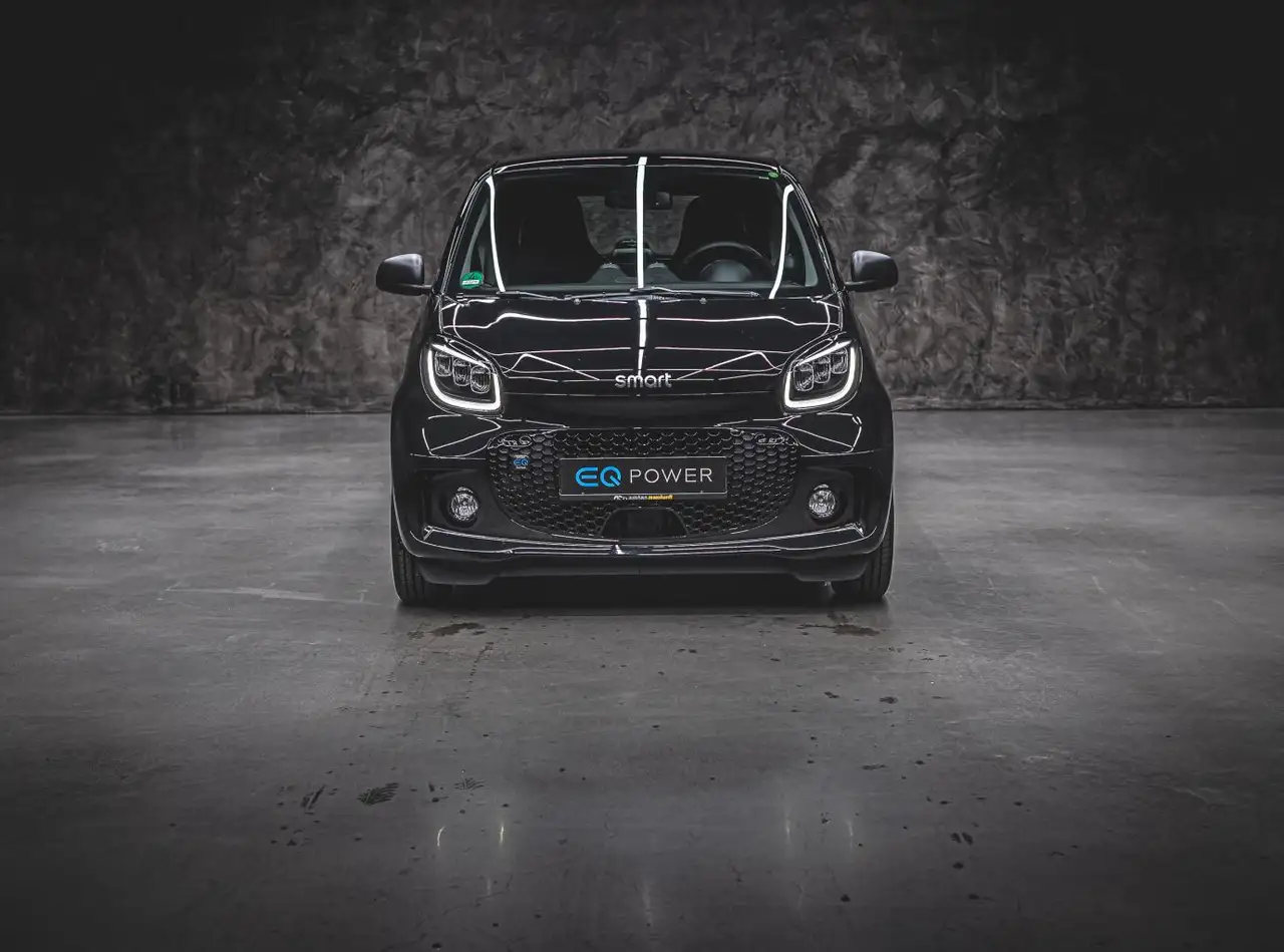 smart forTwo EQ cp. passion EXCLUSIVE:ICH LIEBE STROM! — Galerie du véhicule 3