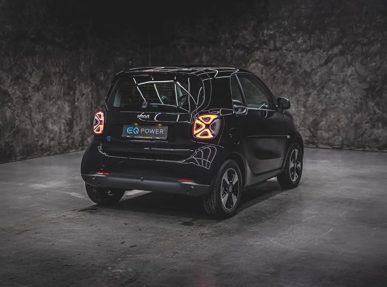 smart forTwo EQ cp. passion EXCLUSIVE:ICH LIEBE STROM! — Galerie du véhicule 7