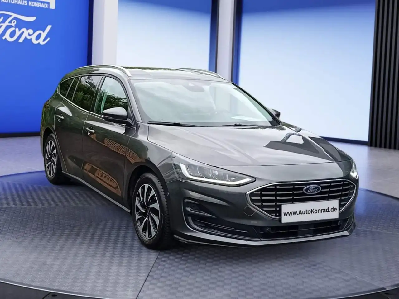 Ford Focus Turnier 1.0 MHEV TITANIUM *Kamera*ACC*el.Klappe* — Galería del vehículo 17