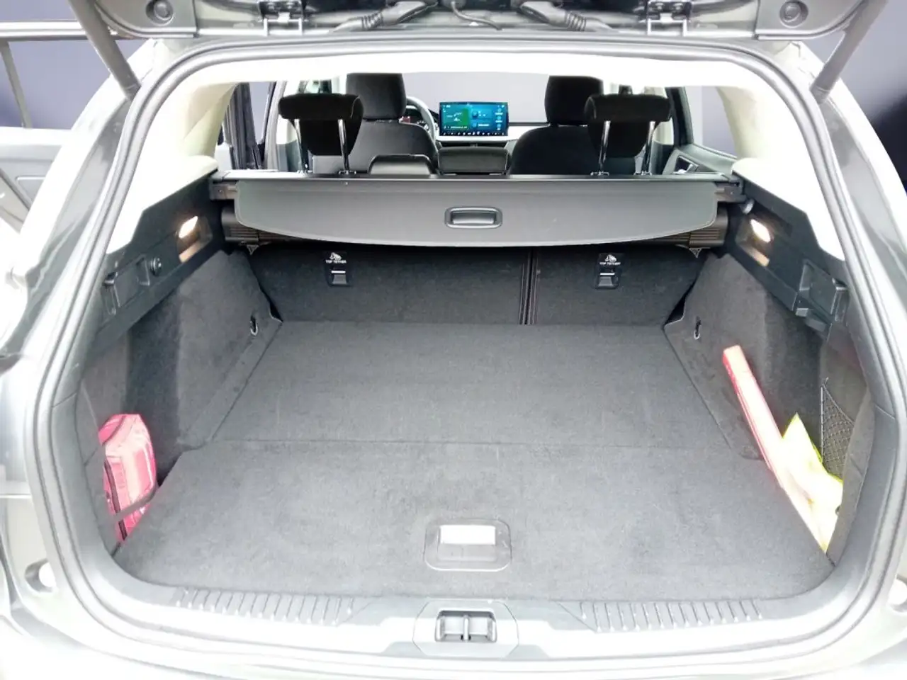 Ford Focus Turnier 1.0 MHEV TITANIUM *Kamera*ACC*el.Klappe* — Galería del vehículo 7