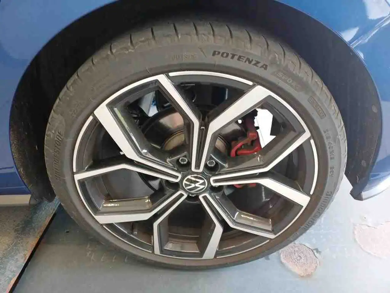 Volkswagen Polo GTI 2.0 TSI Matrix ACC Faro18 IQ Drive Sitzh — Galería del vehículo 8
