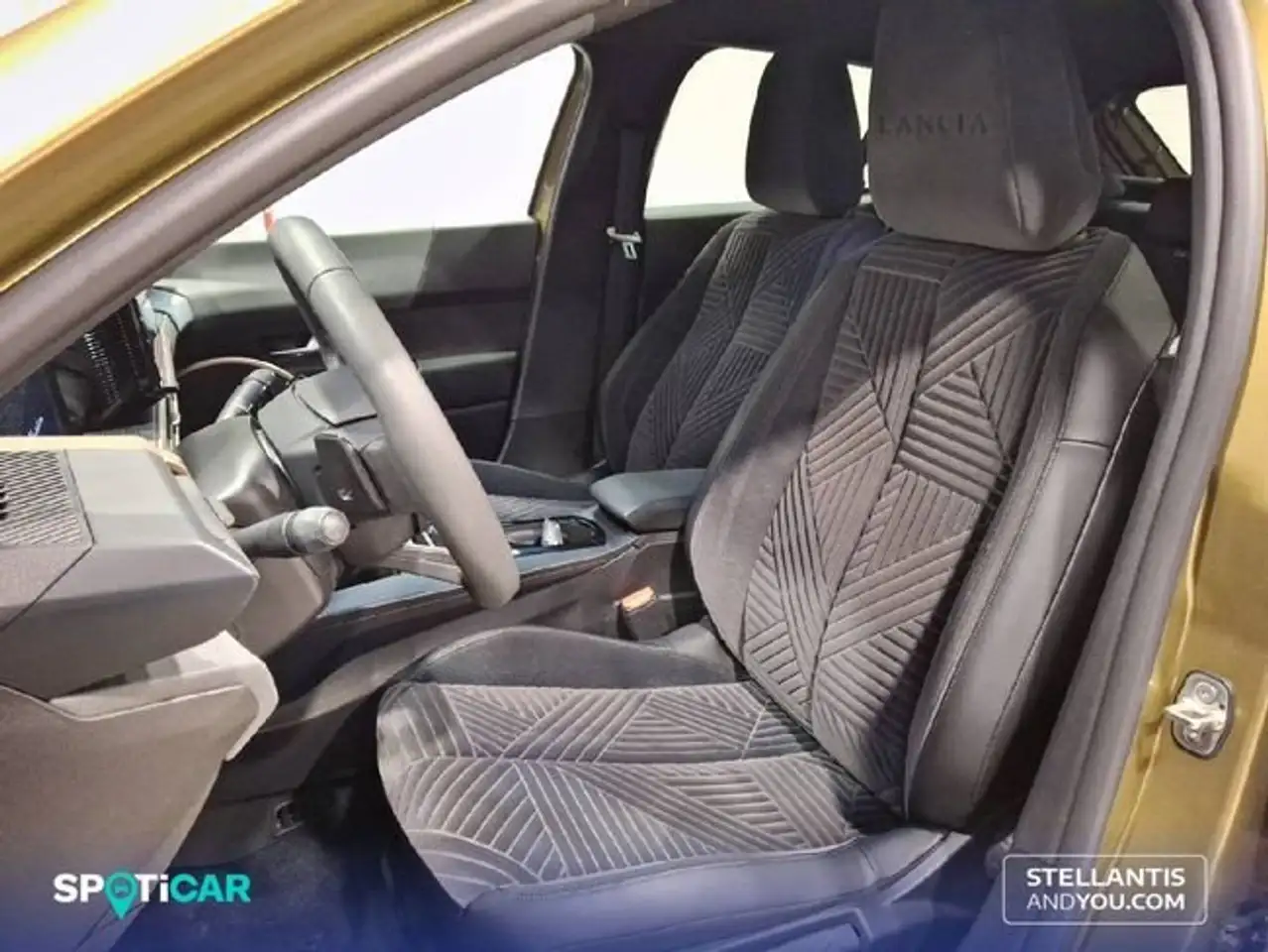 Lancia Ypsilon Hybrid 74kW (100CV) LX — Vehicle gallery 9
