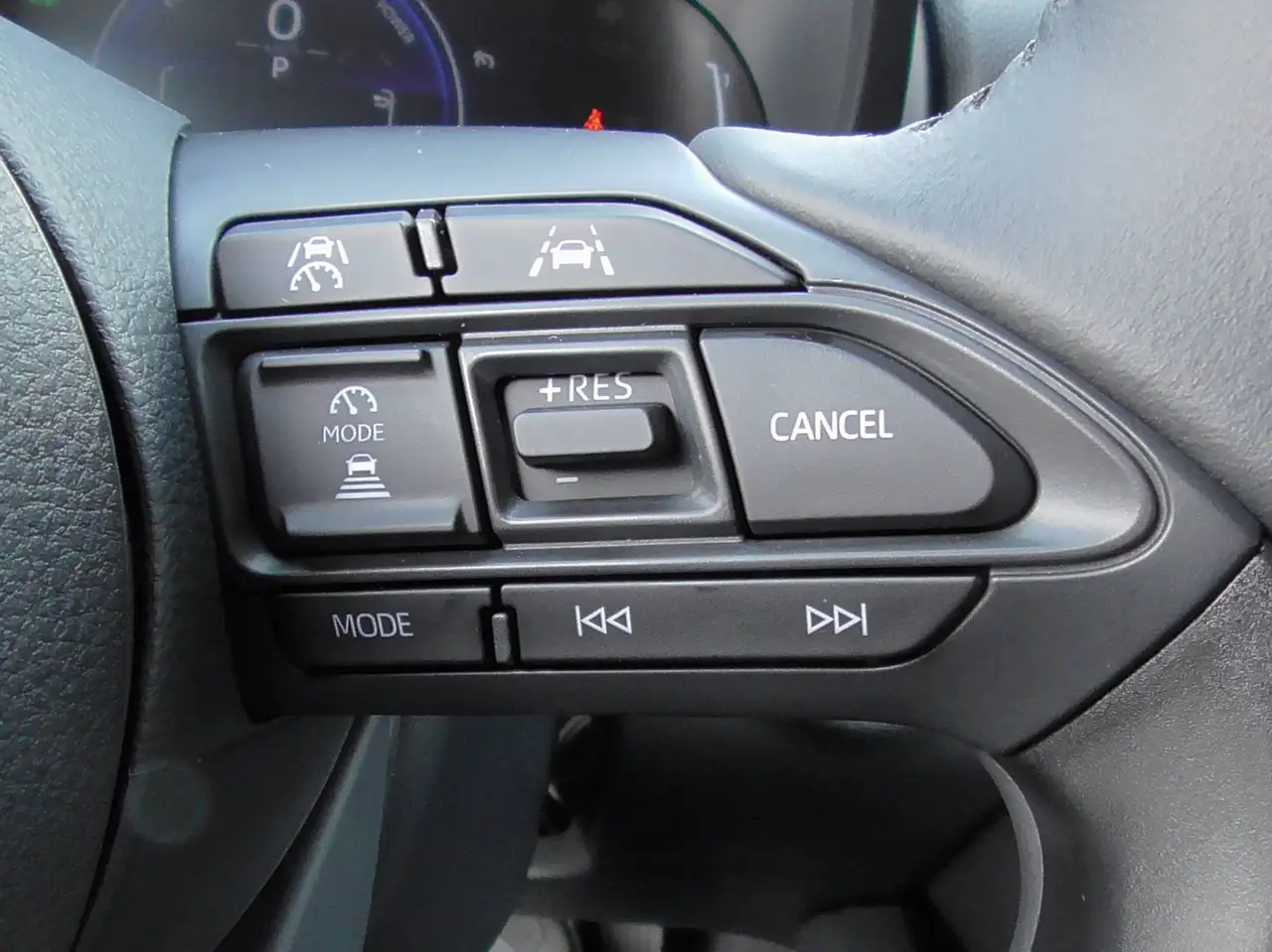 Toyota Aygo X Sitzheizung,Metallik-Lack,Zentralverriegelung-Funk,Tempomat,Geschwindigkeitsbegrenzer, Radio, 5-türig, Klimaanlage. — Galería del vehículo 19