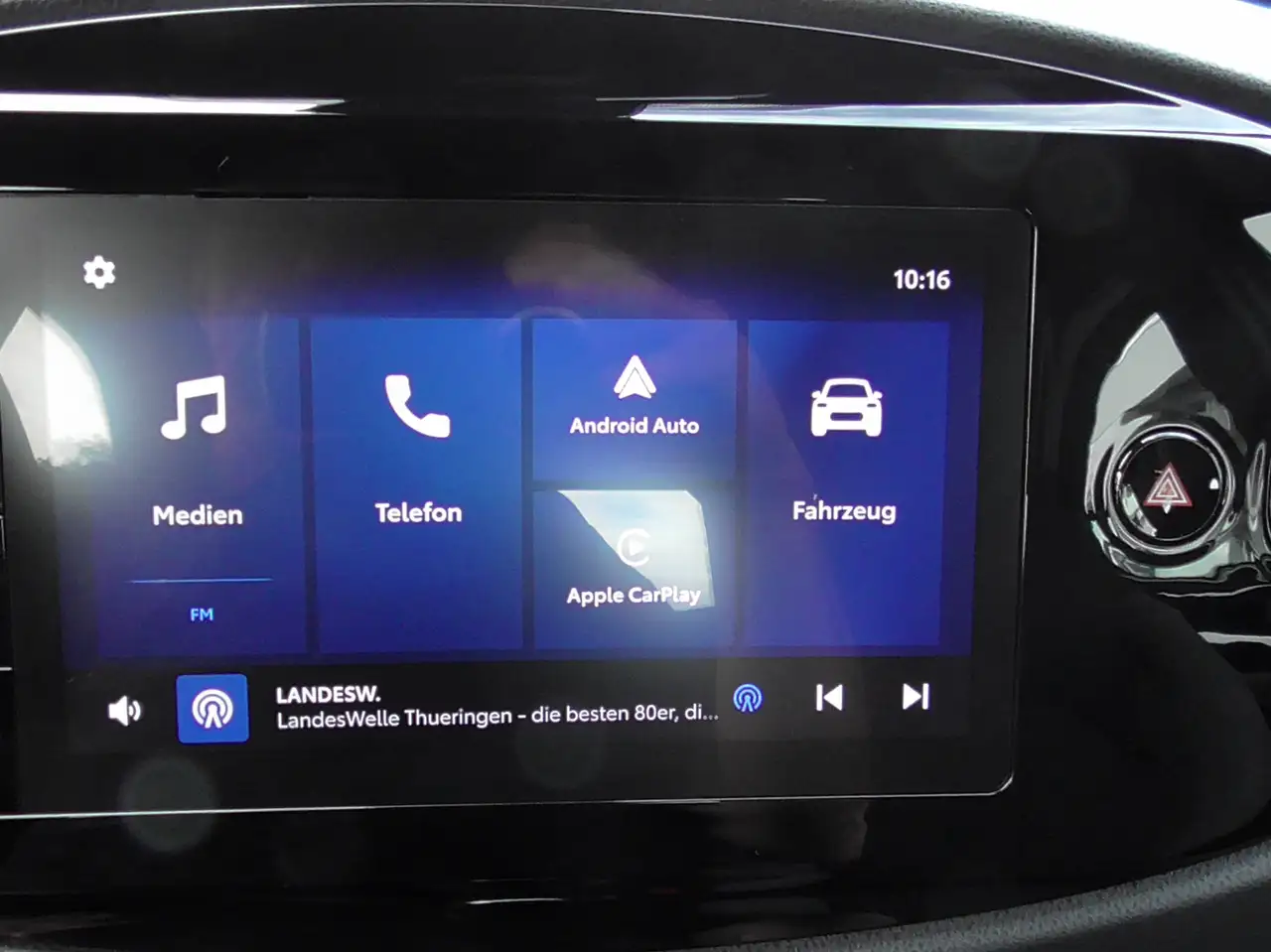 Toyota Aygo X Sitzheizung,Metallik-Lack,Zentralverriegelung-Funk,Tempomat,Geschwindigkeitsbegrenzer, Radio, 5-türig, Klimaanlage. — Galería del vehículo 16