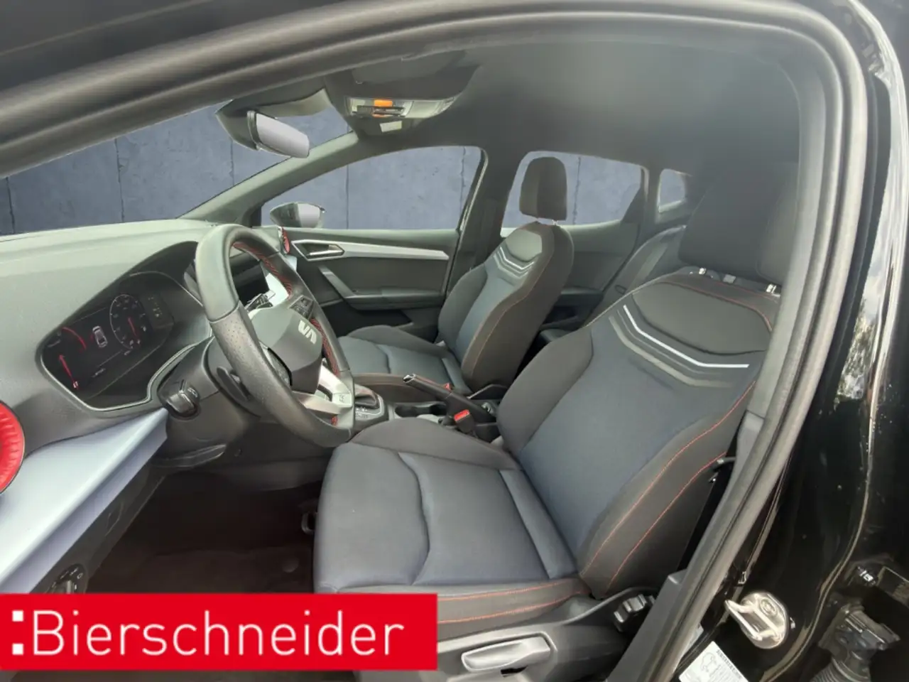 SEAT Ibiza 1.0 TSI DSG FR 18 LED Navi Kamera Full Link — Vehicle gallery 10