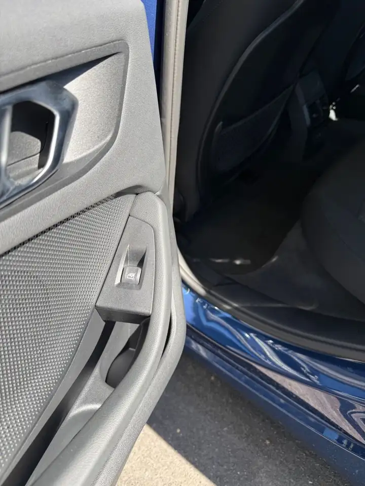 BMW 116 i Advantage BMW Garantie 10/2029*Scheckh* SH — معرض صور السيارة 27