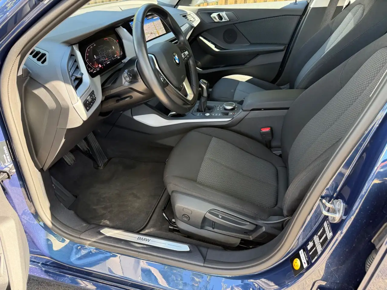 BMW 116 i Advantage BMW Garantie 10/2029*Scheckh* SH — معرض صور السيارة 22