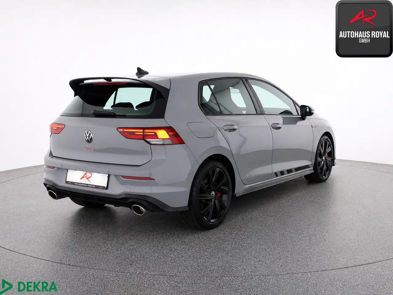Volkswagen Golf VIII 2.0 TSI GTI CLUBSPORT KEYLESS,ACC,HUD — Vehicle gallery 5