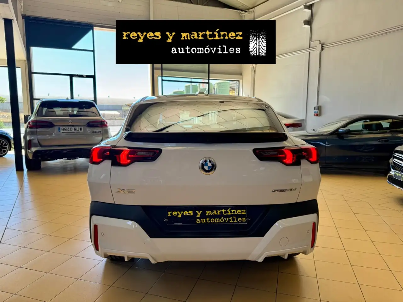 BMW X2 sDrive 18dA Business — معرض صور السيارة 19