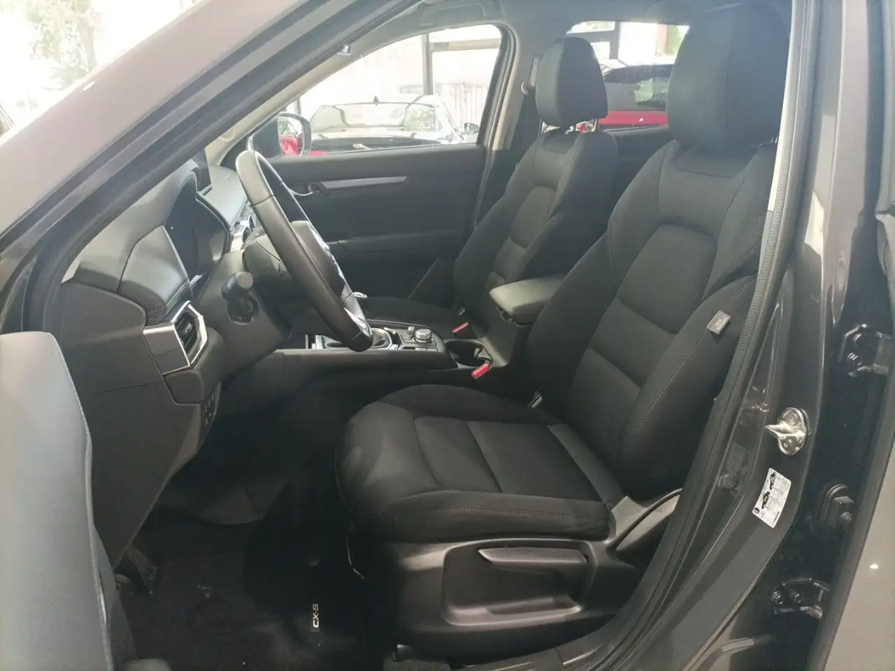 Mazda CX-5 2.2 Skyactiv-D Advantage 2WD 110kW — Galería del vehículo 21